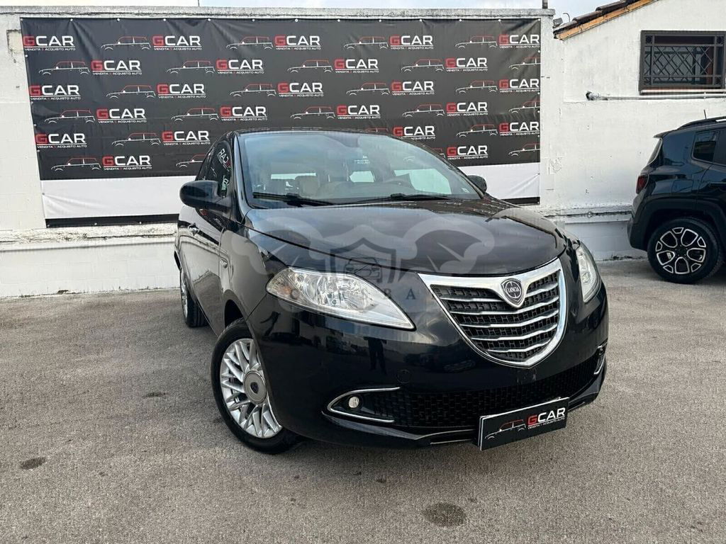 Lancia Ypsilon 2014