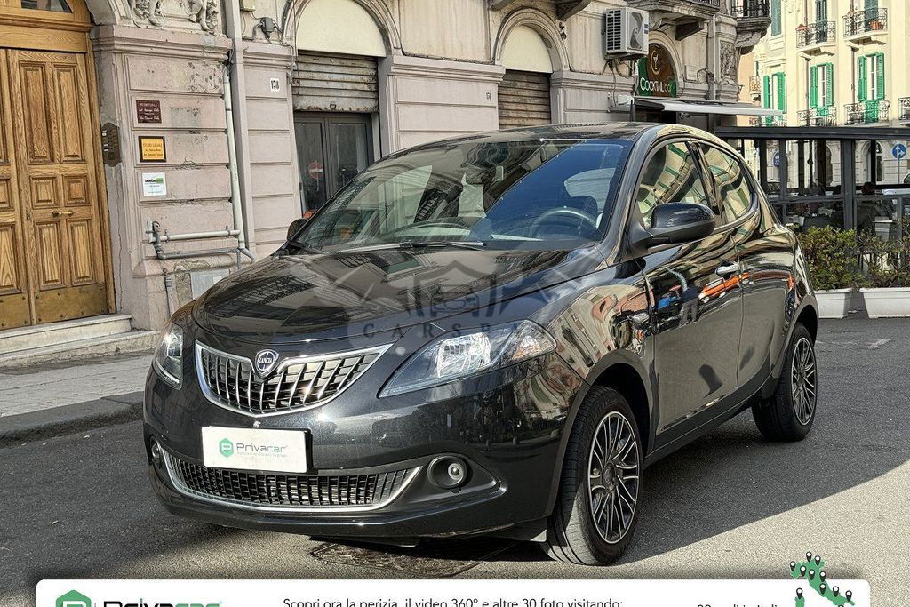 Lancia Ypsilon 2022
