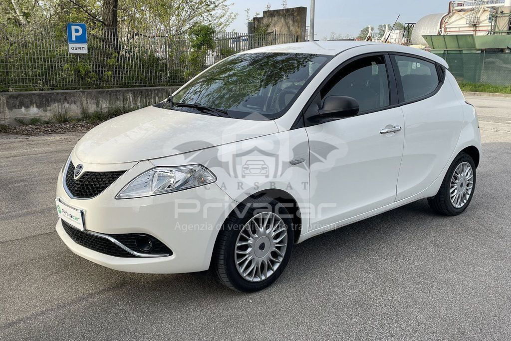 Lancia Ypsilon 2016