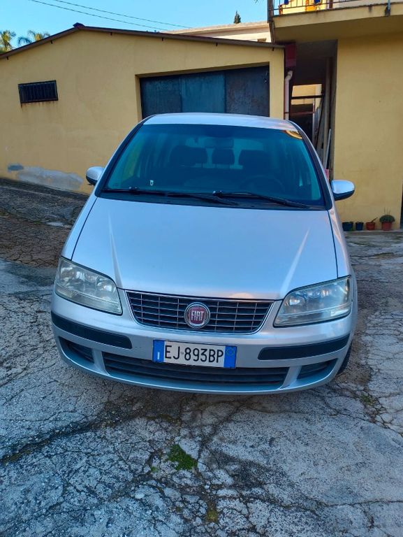 Fiat Idea 2011