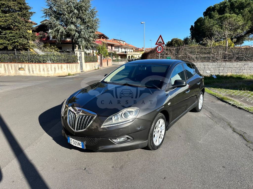 Lancia Delta 2010