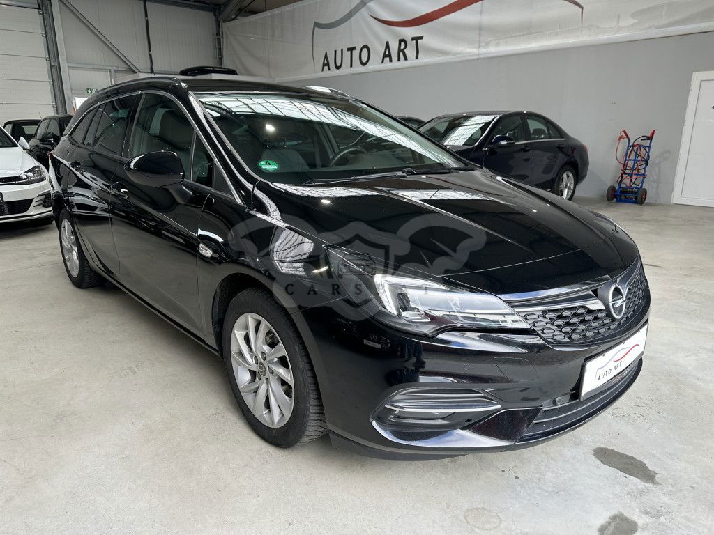 Opel Astra 2022