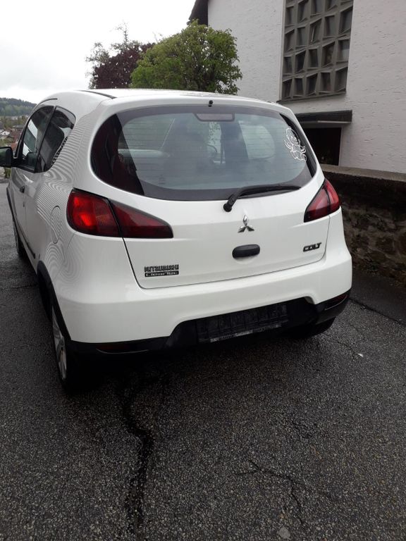 Mitsubishi Colt 2010