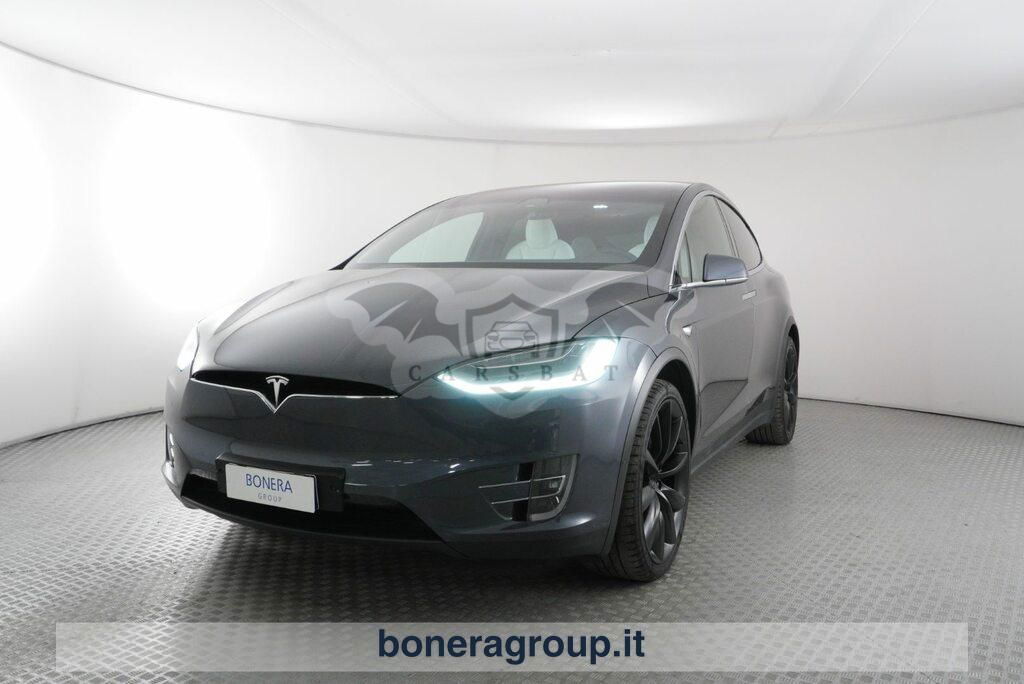 Tesla Model X 2020