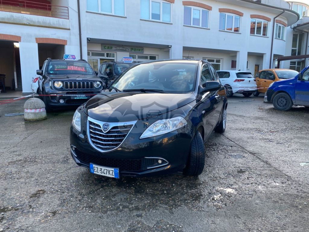 Lancia Ypsilon 2014