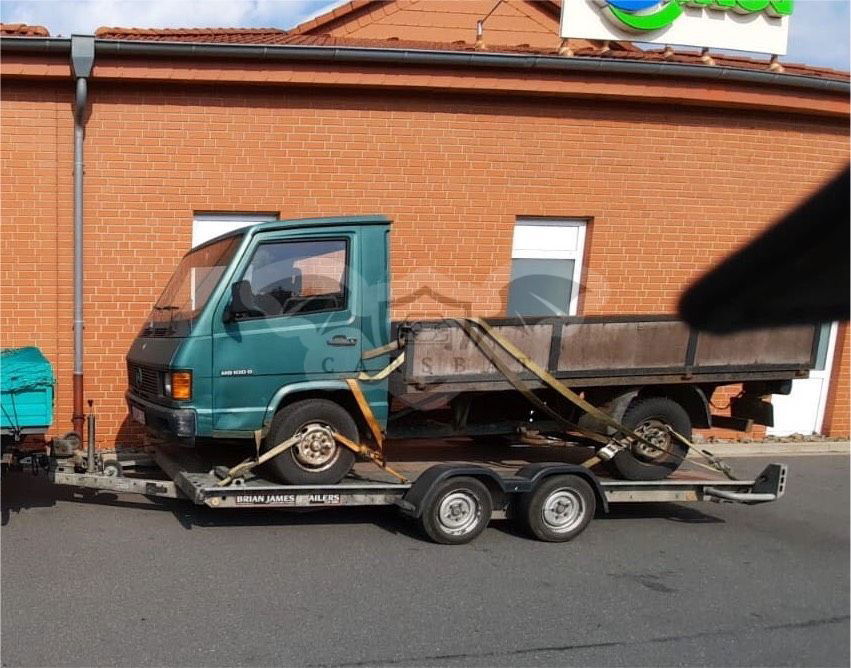 Mercedes-Benz MB 100 1990