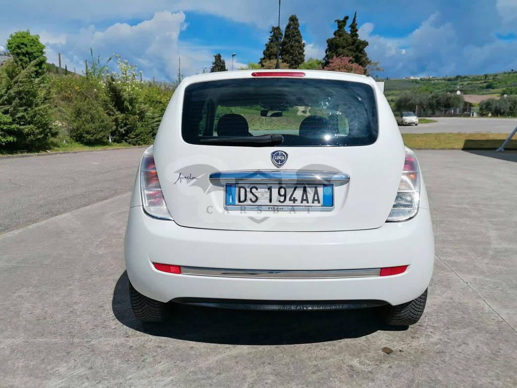 Lancia Ypsilon 2008