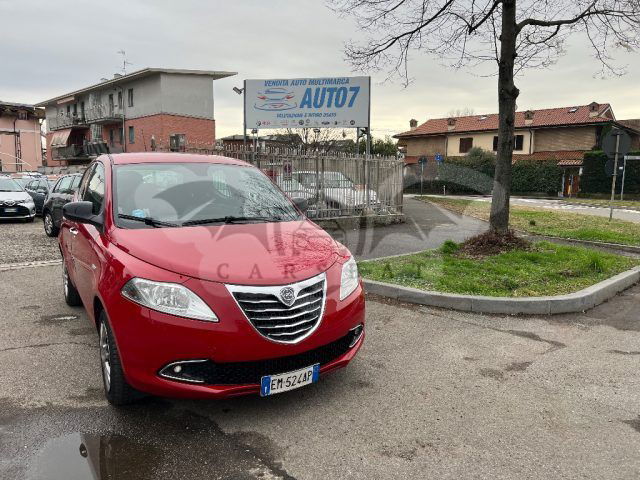Lancia Ypsilon 2012