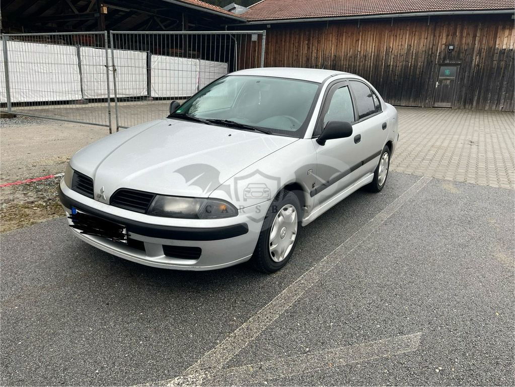 Mitsubishi Carisma 2003