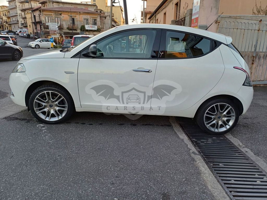 Lancia Ypsilon 2017