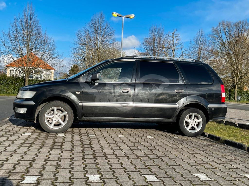 Mitsubishi Space Wagon 2004