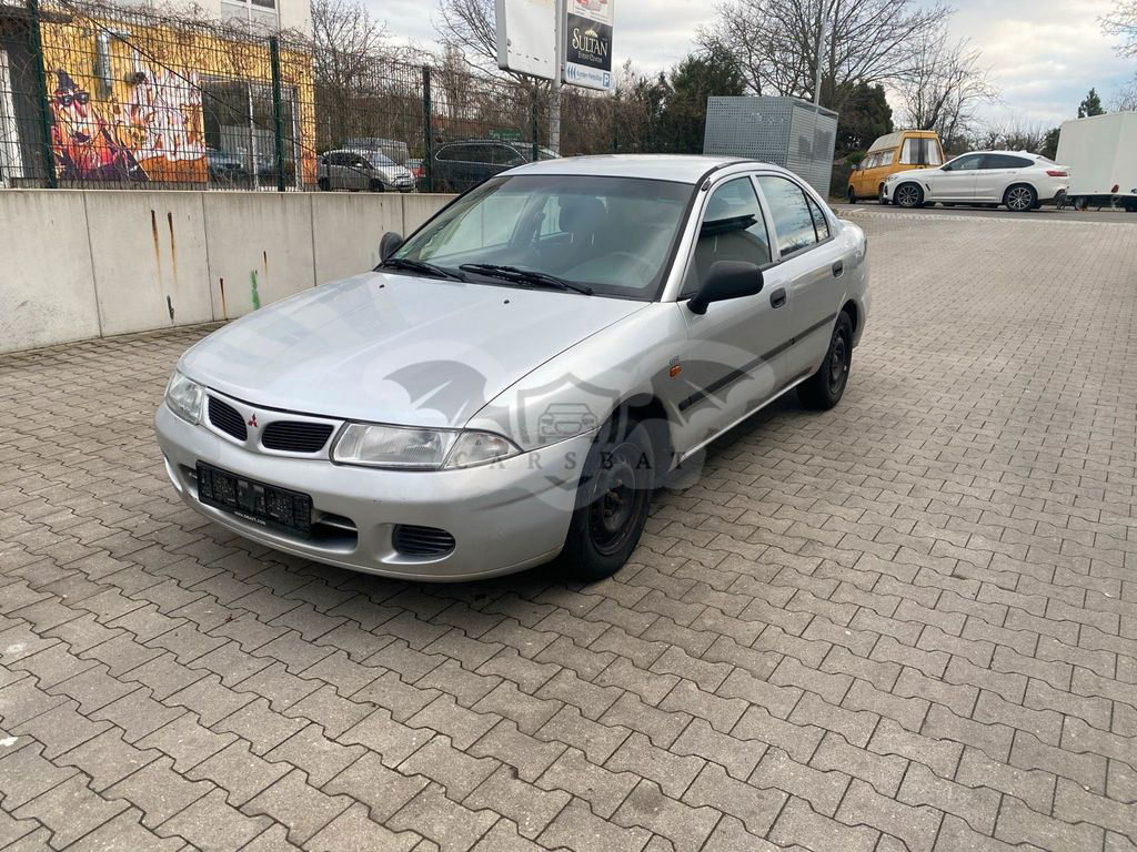 Mitsubishi Carisma 1998