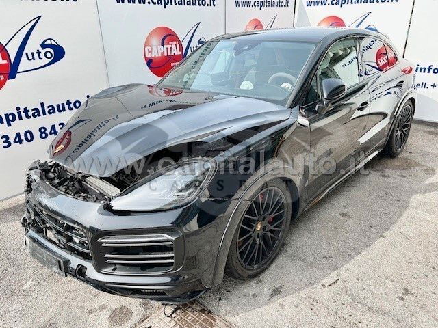 Porsche Cayenne 2022