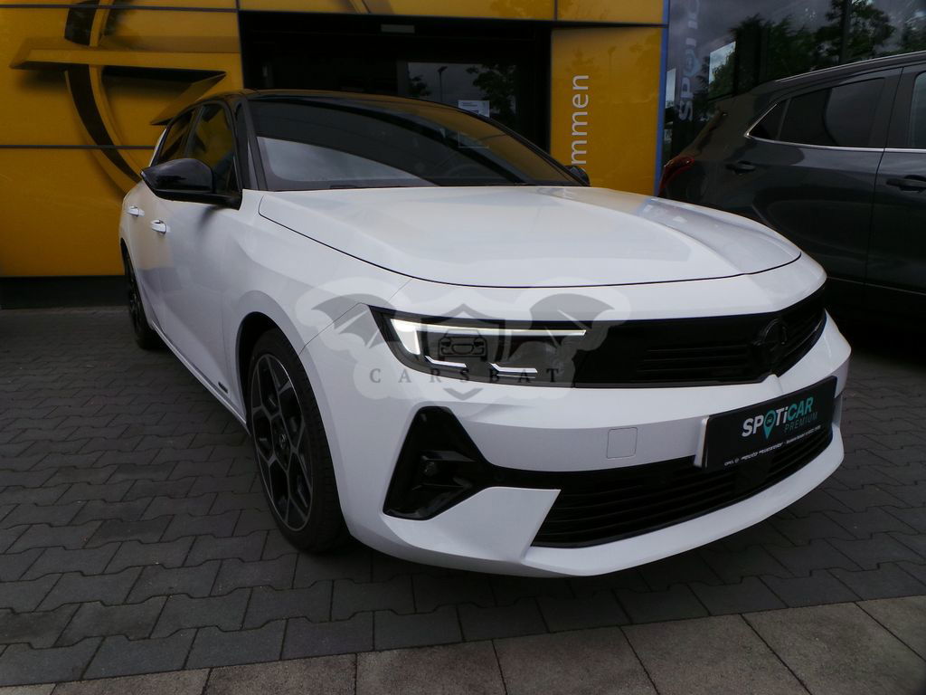 Opel Astra 2022