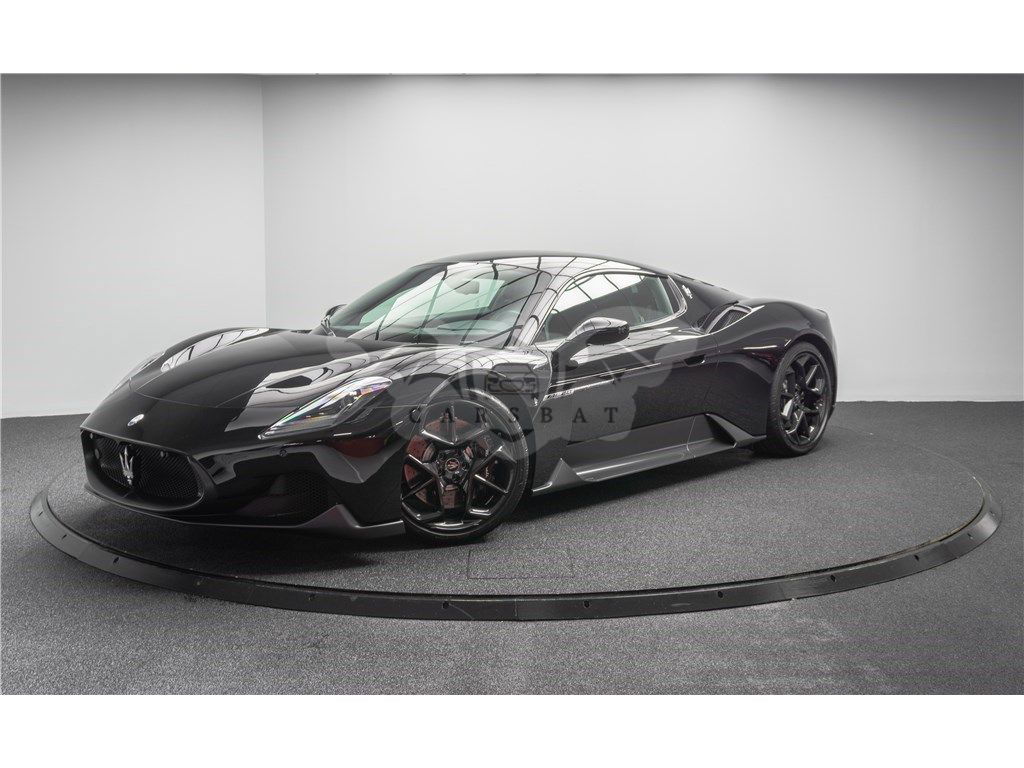 Maserati MC20 2022