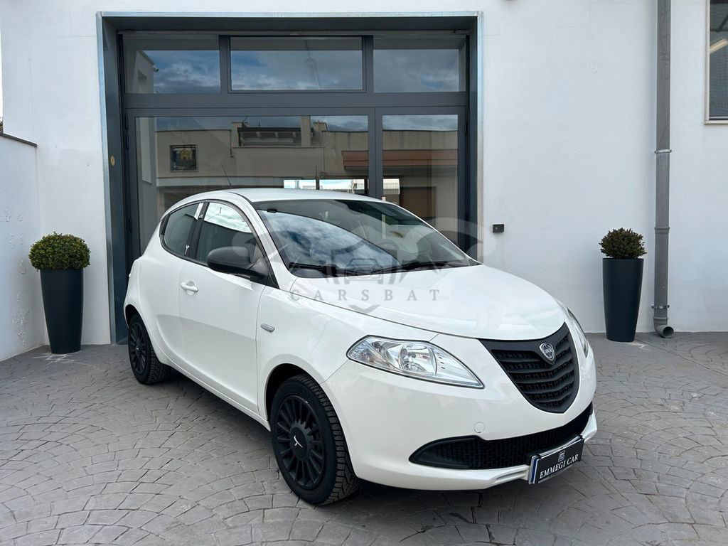 Lancia Ypsilon 2014
