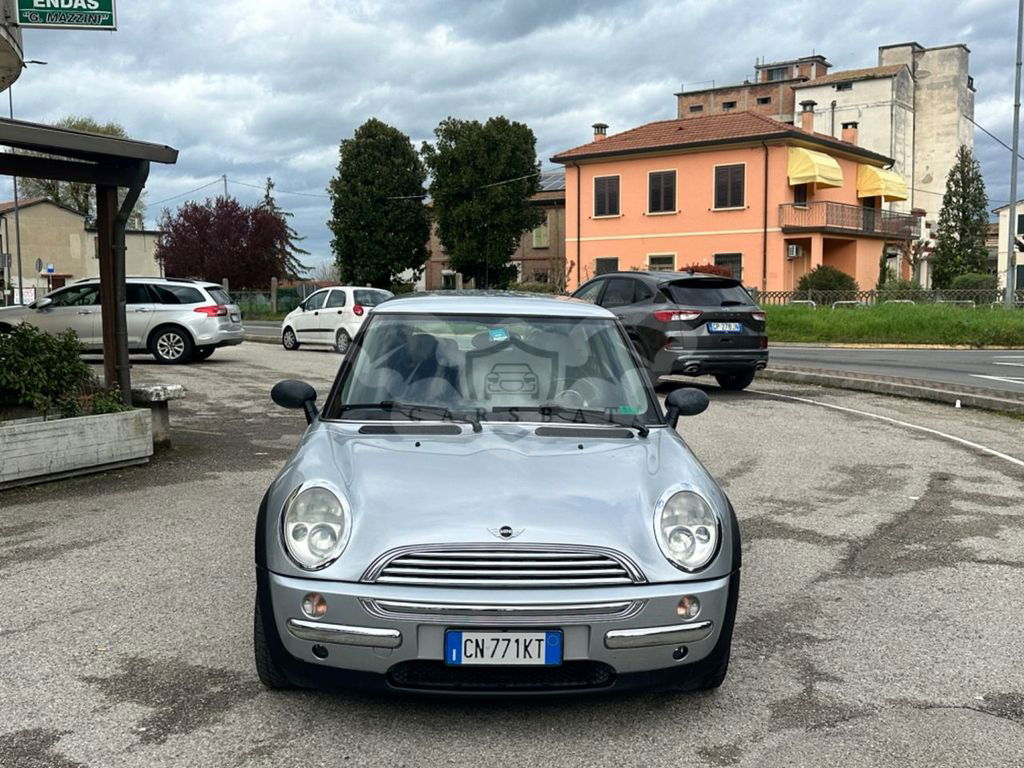 Mini One 2005