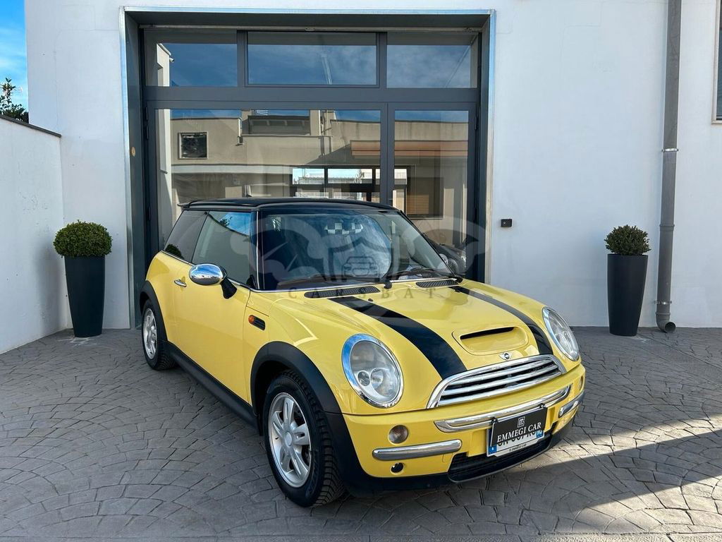 Mini One 2005
