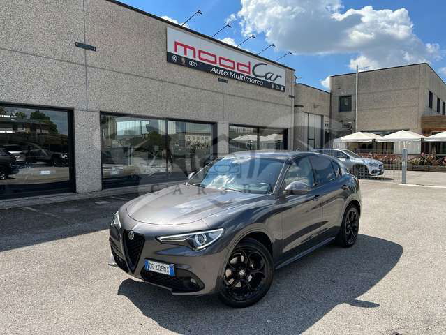 Alfa Romeo Stelvio 2021