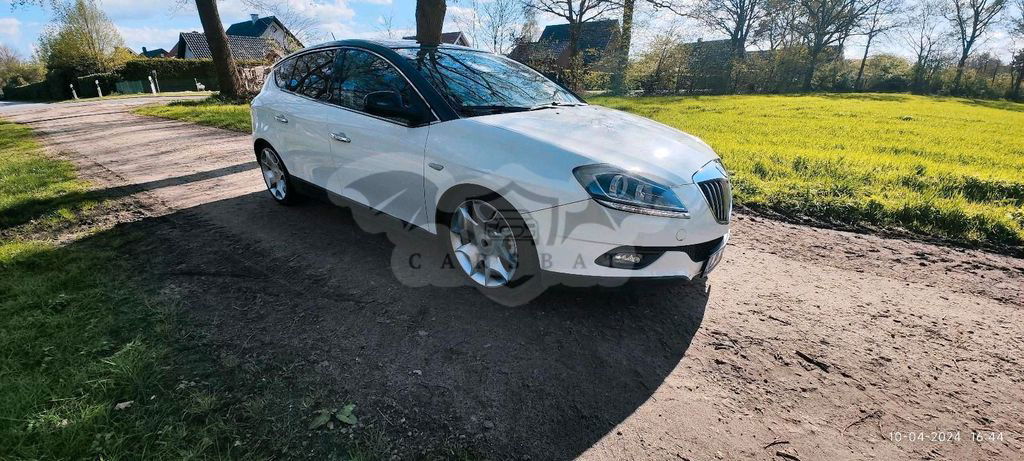 Lancia Delta 2010