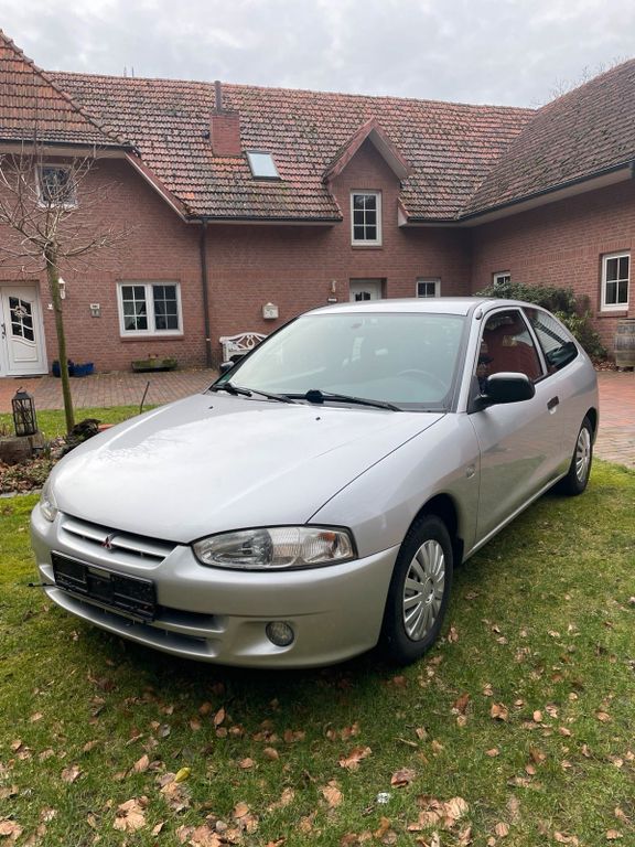 Mitsubishi Colt 2003