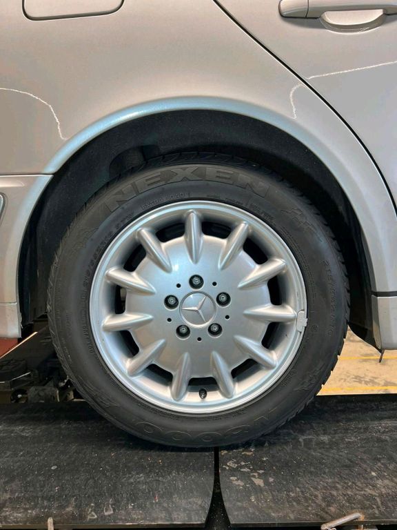 Mercedes-Benz CE 220 1999
