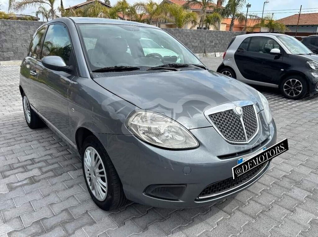Lancia Ypsilon 2008