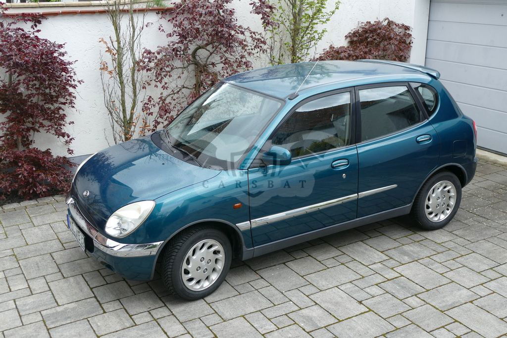 Daihatsu Sirion 2000
