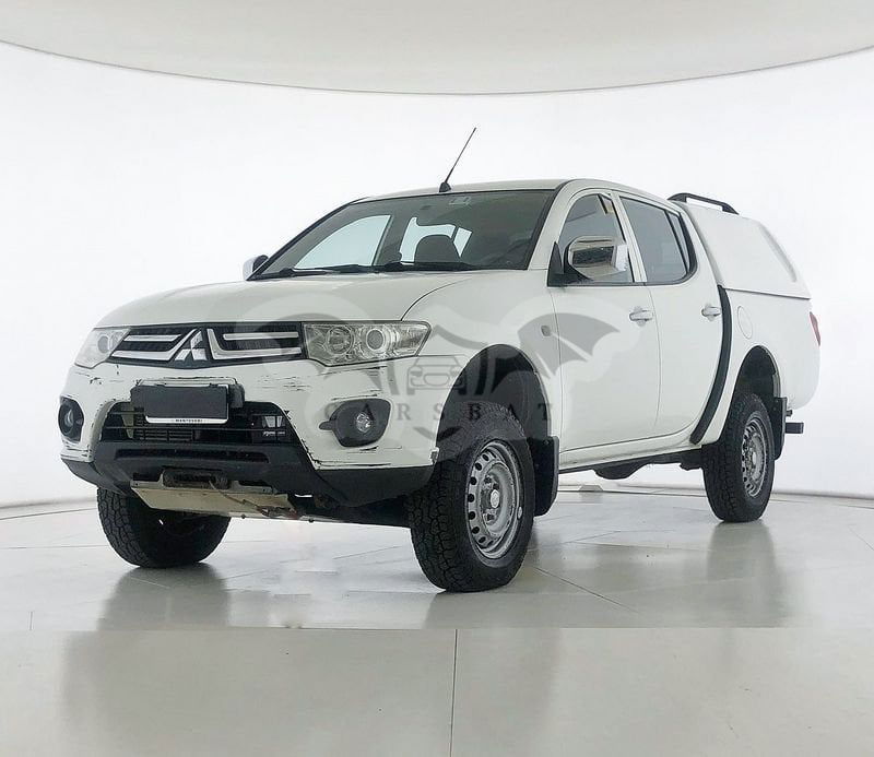 Mitsubishi L200 2015