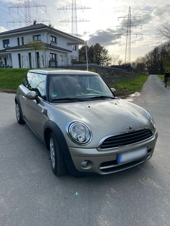 Mini One 2010