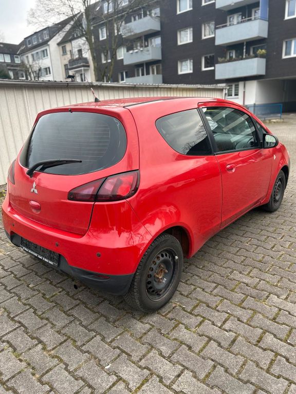 Mitsubishi Colt 2009