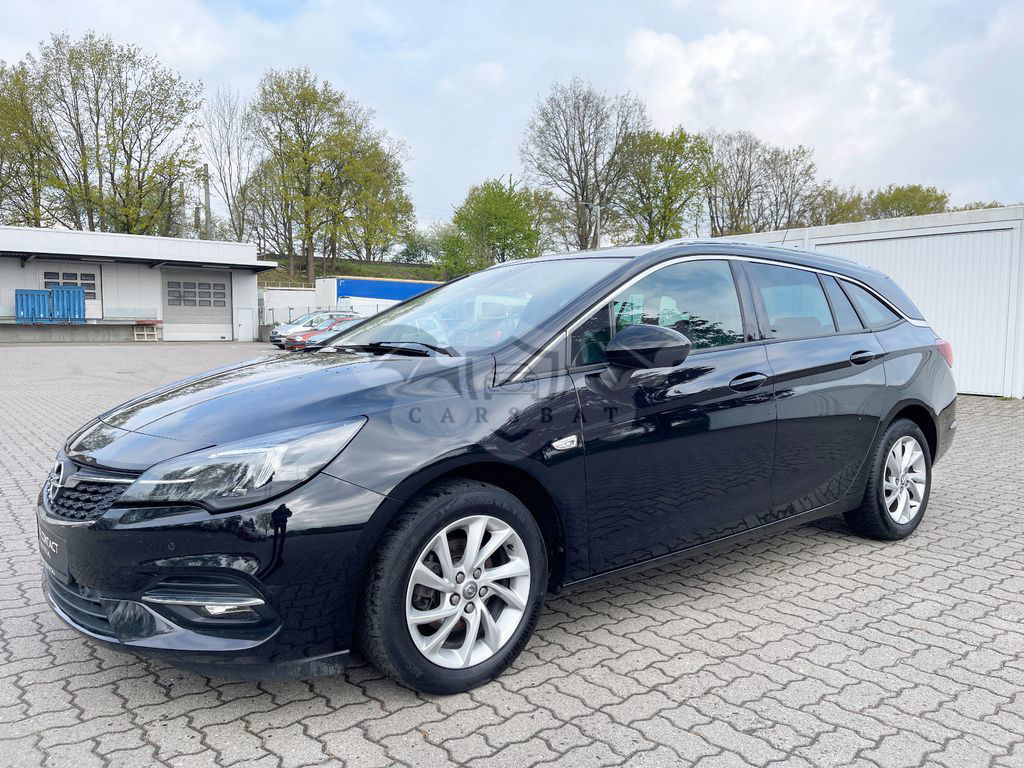 Opel Astra 2022