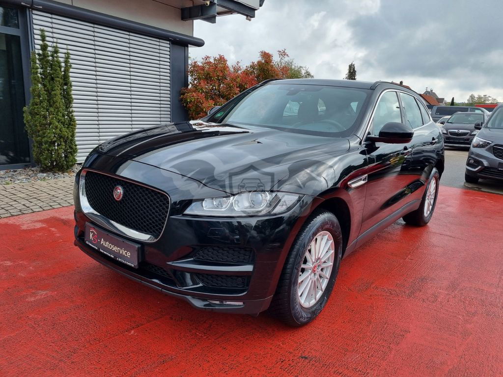 Jaguar F-Pace 2017