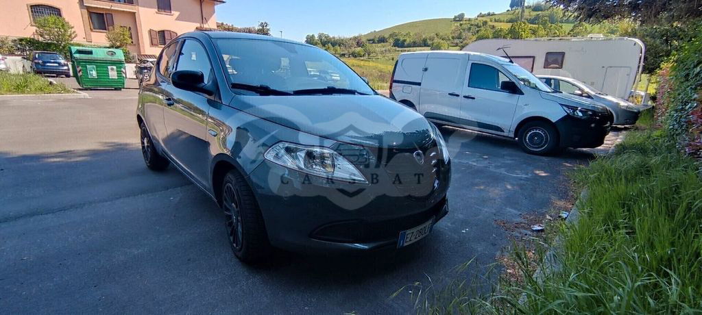 Lancia Ypsilon 2015