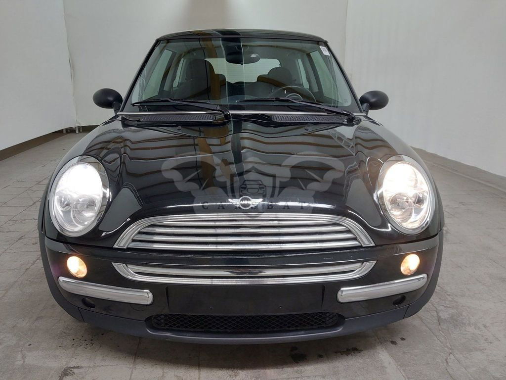 Mini One 2004