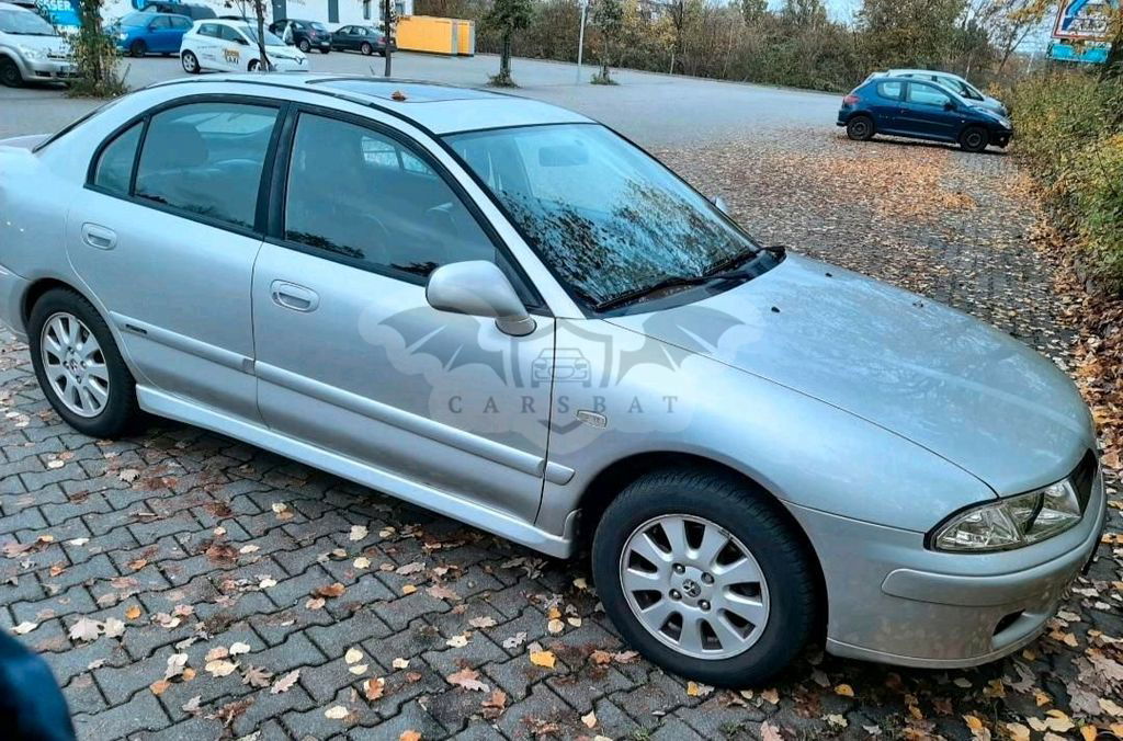 Mitsubishi Carisma 2004