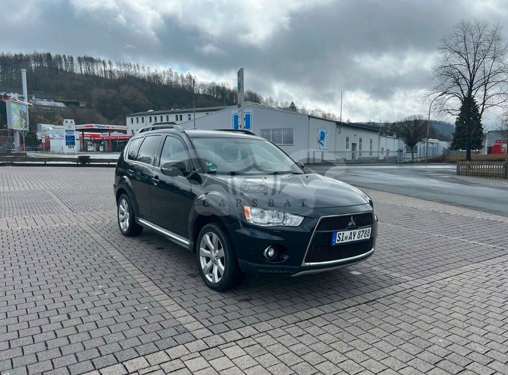 Mitsubishi Outlander 2011