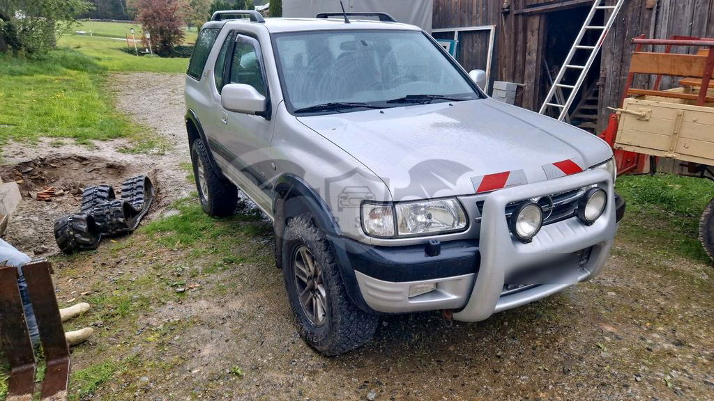Opel Frontera 2002
