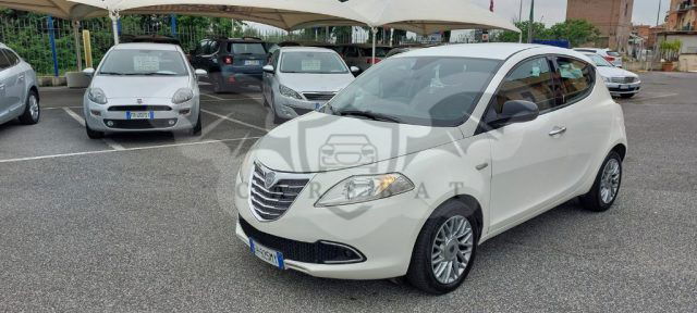 Lancia Ypsilon 2012