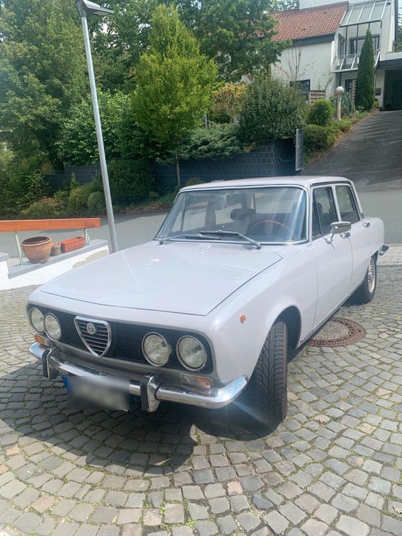 Alfa Romeo Berlina 1972