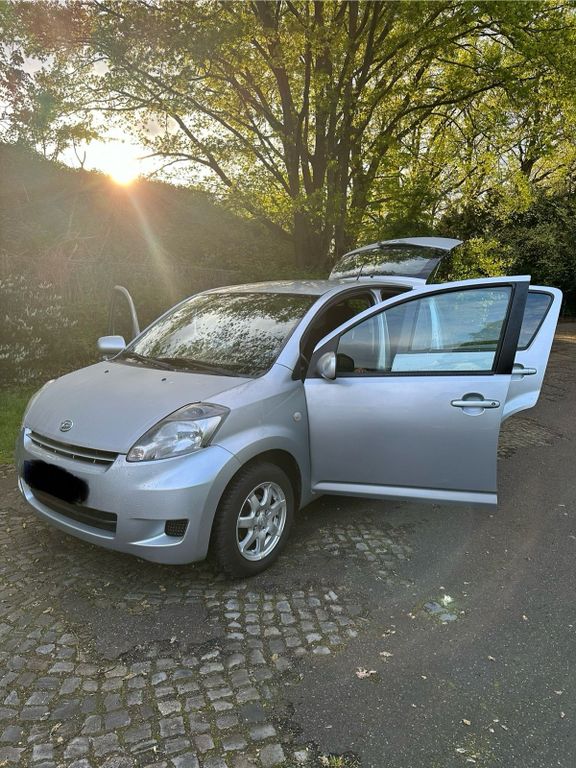 Daihatsu Sirion 2009