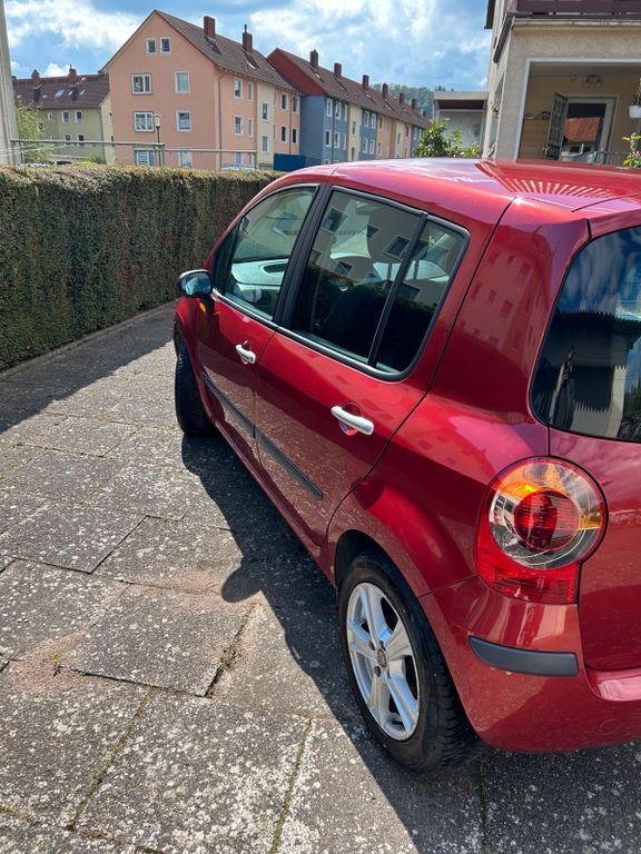 Renault Grand Modus 2004