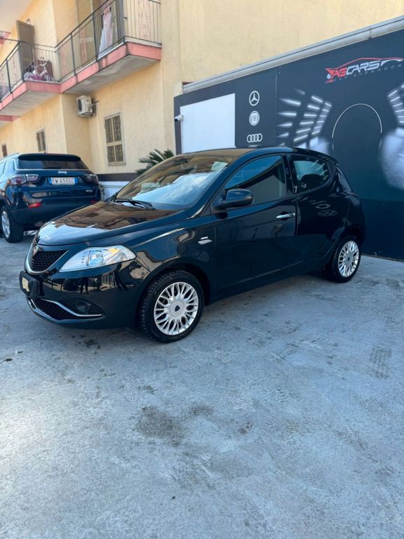 Lancia Ypsilon 2017