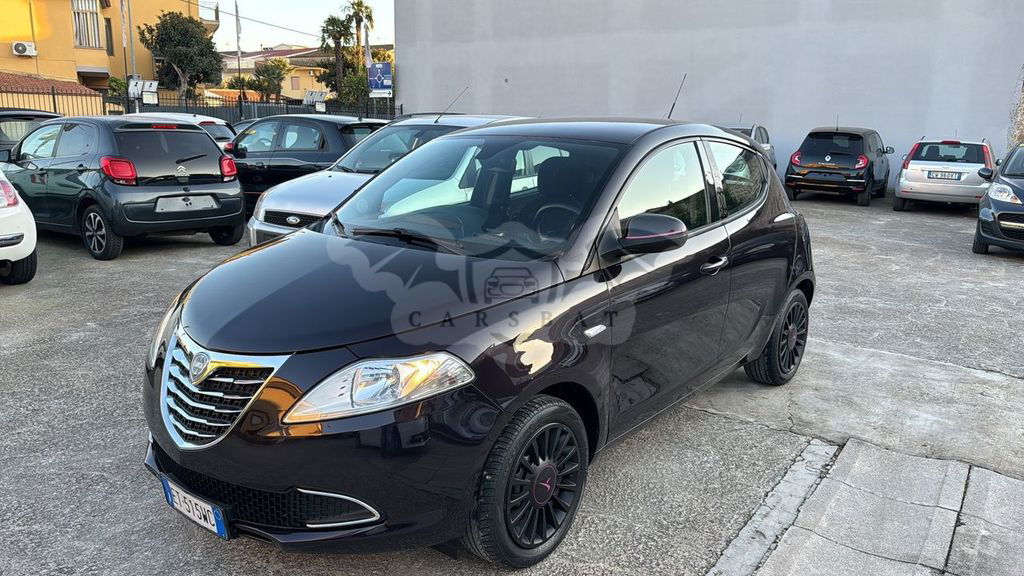 Lancia Ypsilon 2014