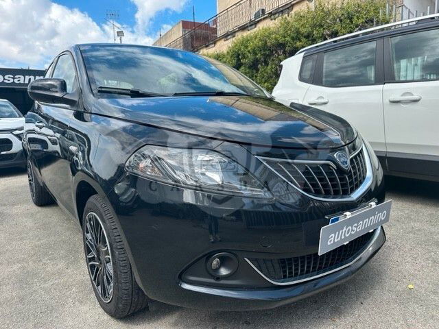 Lancia Ypsilon 2022
