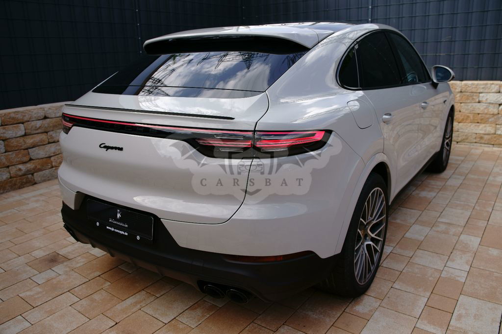 Porsche Cayenne 2022