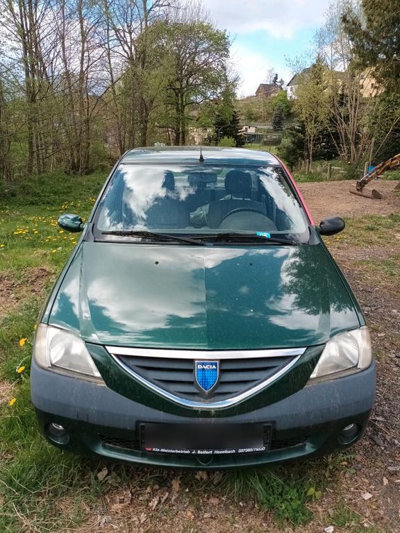 Dacia Logan 2004