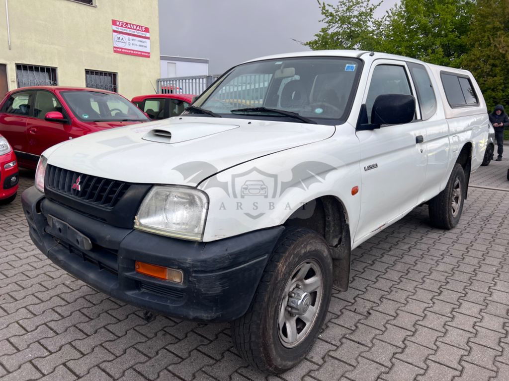 Mitsubishi L200 2001