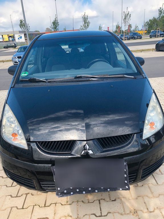 Mitsubishi Colt 2004