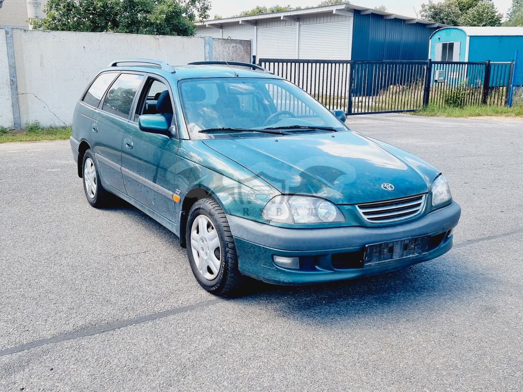 Toyota Avensis 1999